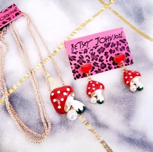 Mushroom necklace/brooch earrings set